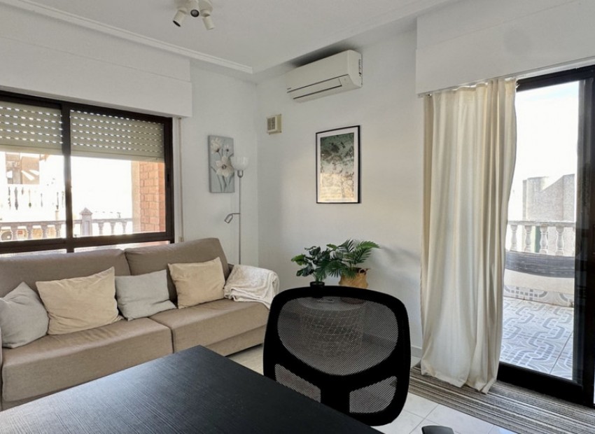 Resale - Appartement - Torrevieja - Torrevieja Centro