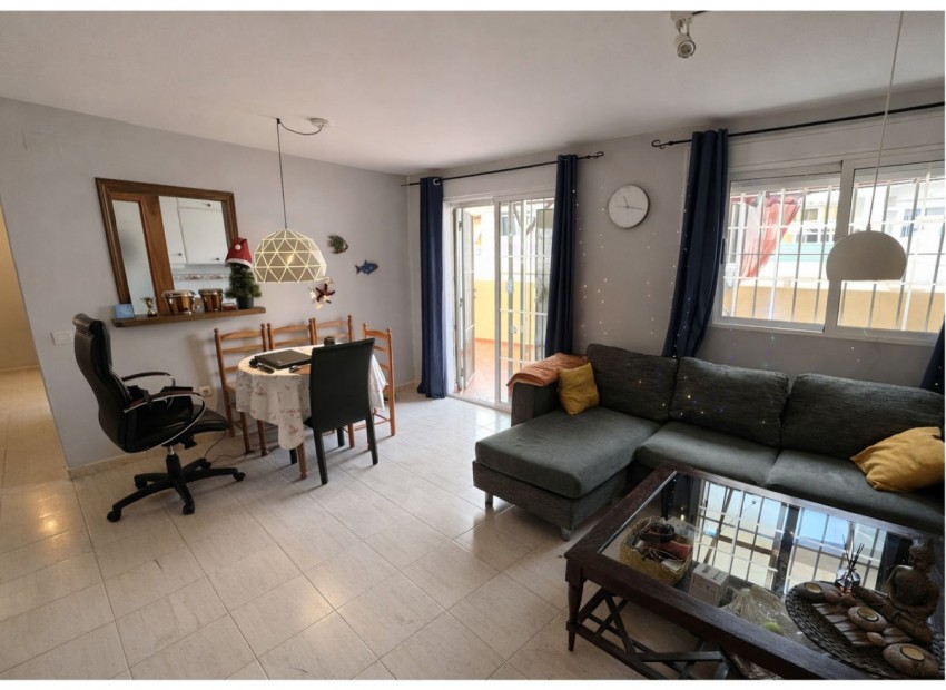Resale - Appartement - Torrevieja - Torrevieja Centro