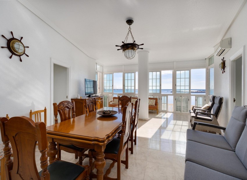 Resale - Appartement - Torrevieja - Torrevieja Centro