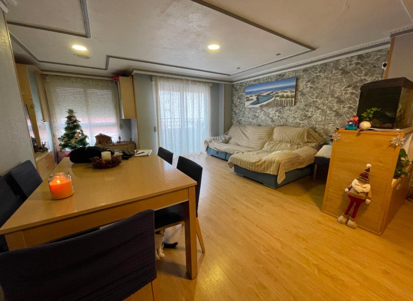 Resale - Appartement - Torrevieja - Torrevieja Centro