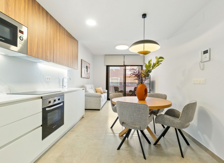 Resale - Appartement - Torrevieja - Torrevieja Centro