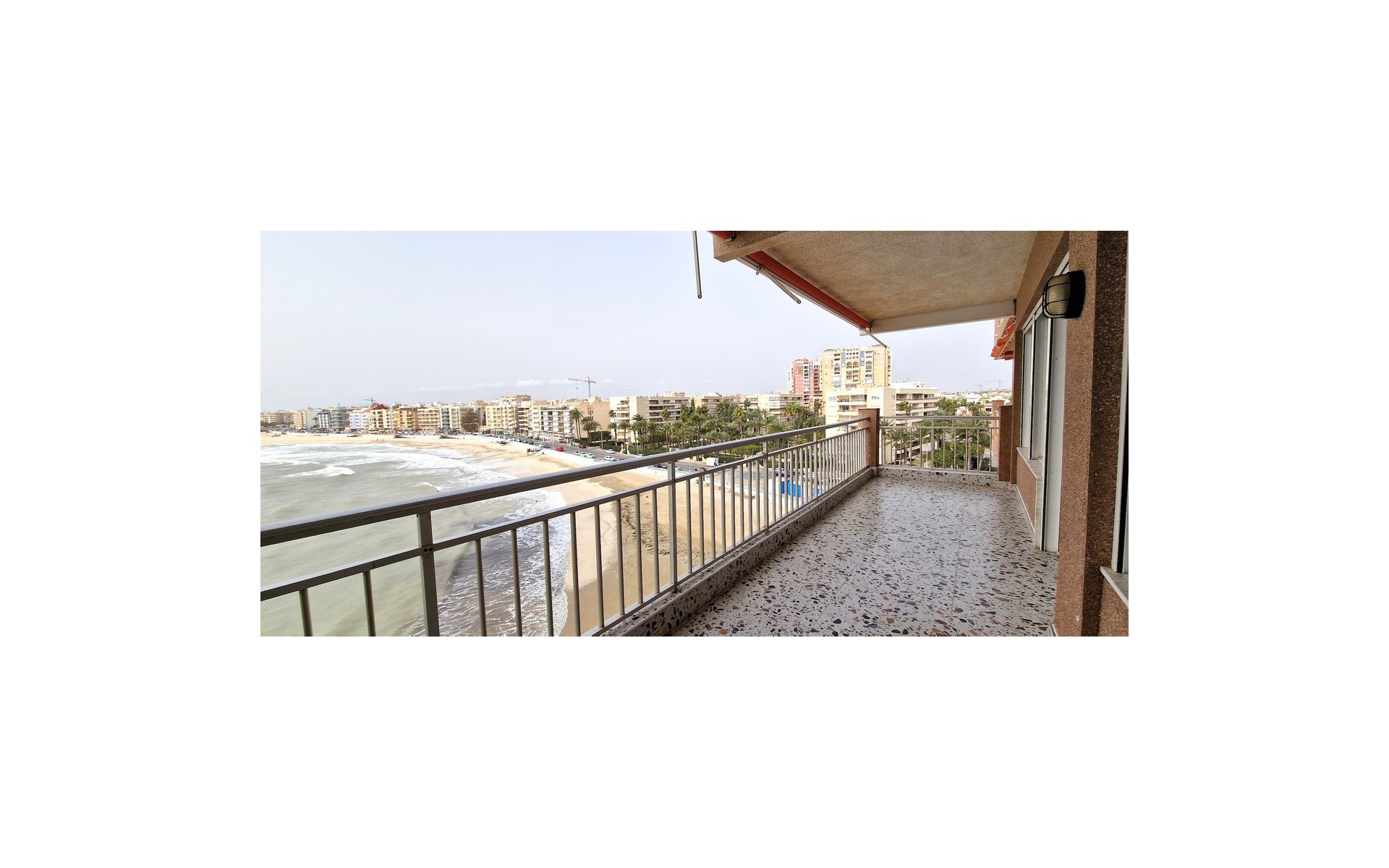 Resale - Appartement - Torrevieja - Torrevieja Centro