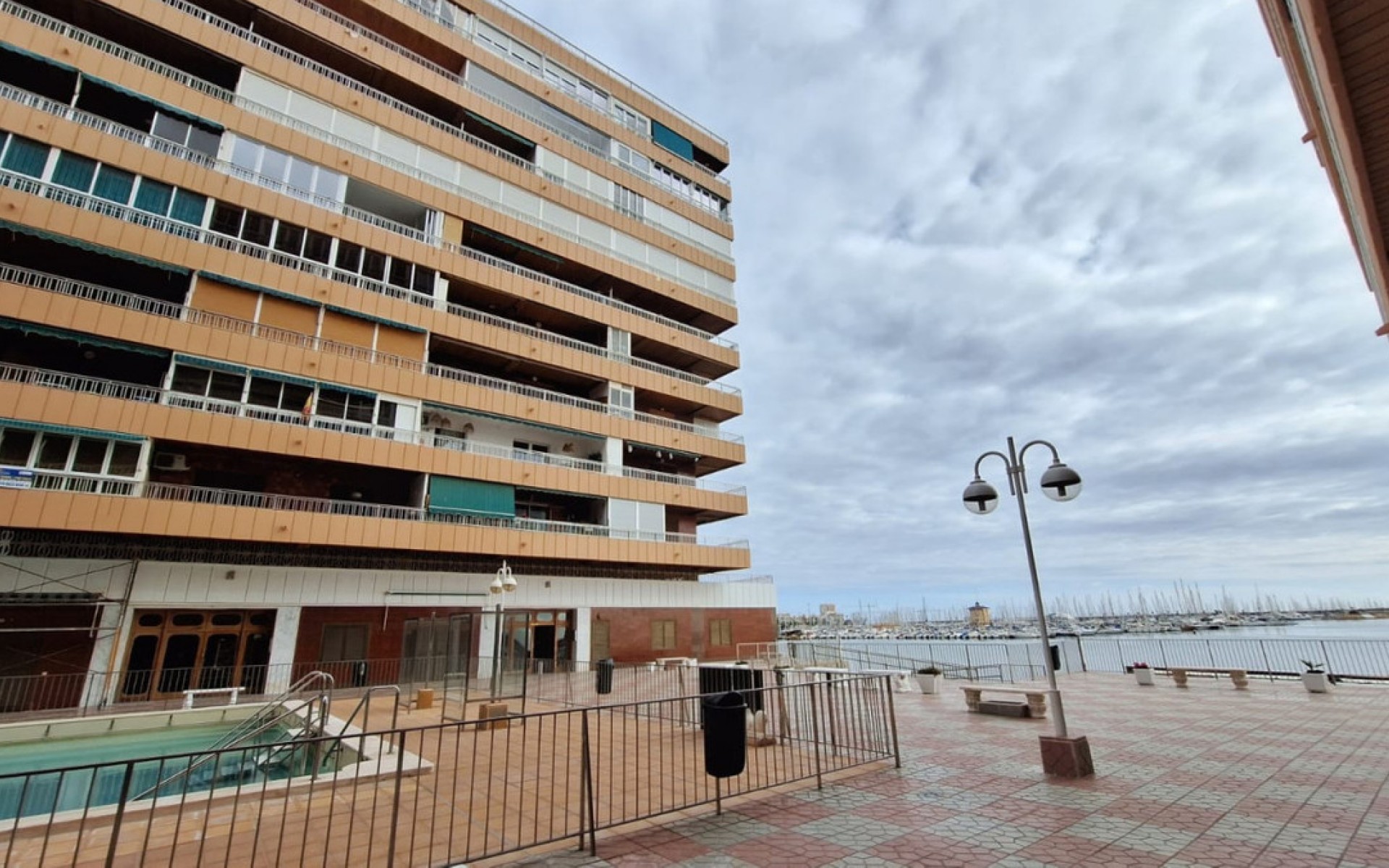 Resale - Appartement - Torrevieja - Torrevieja Centro