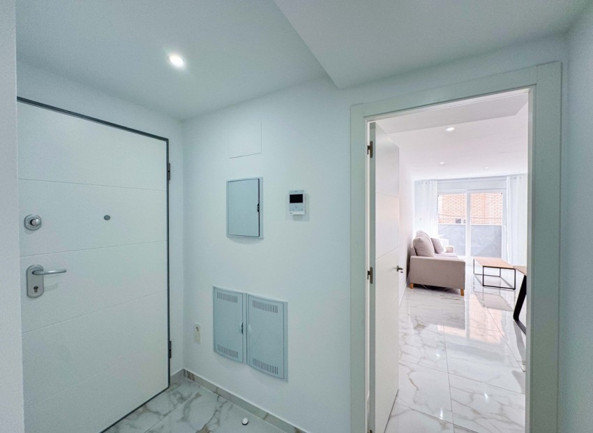 Resale - Appartement - Torrevieja - Torrevieja Centro