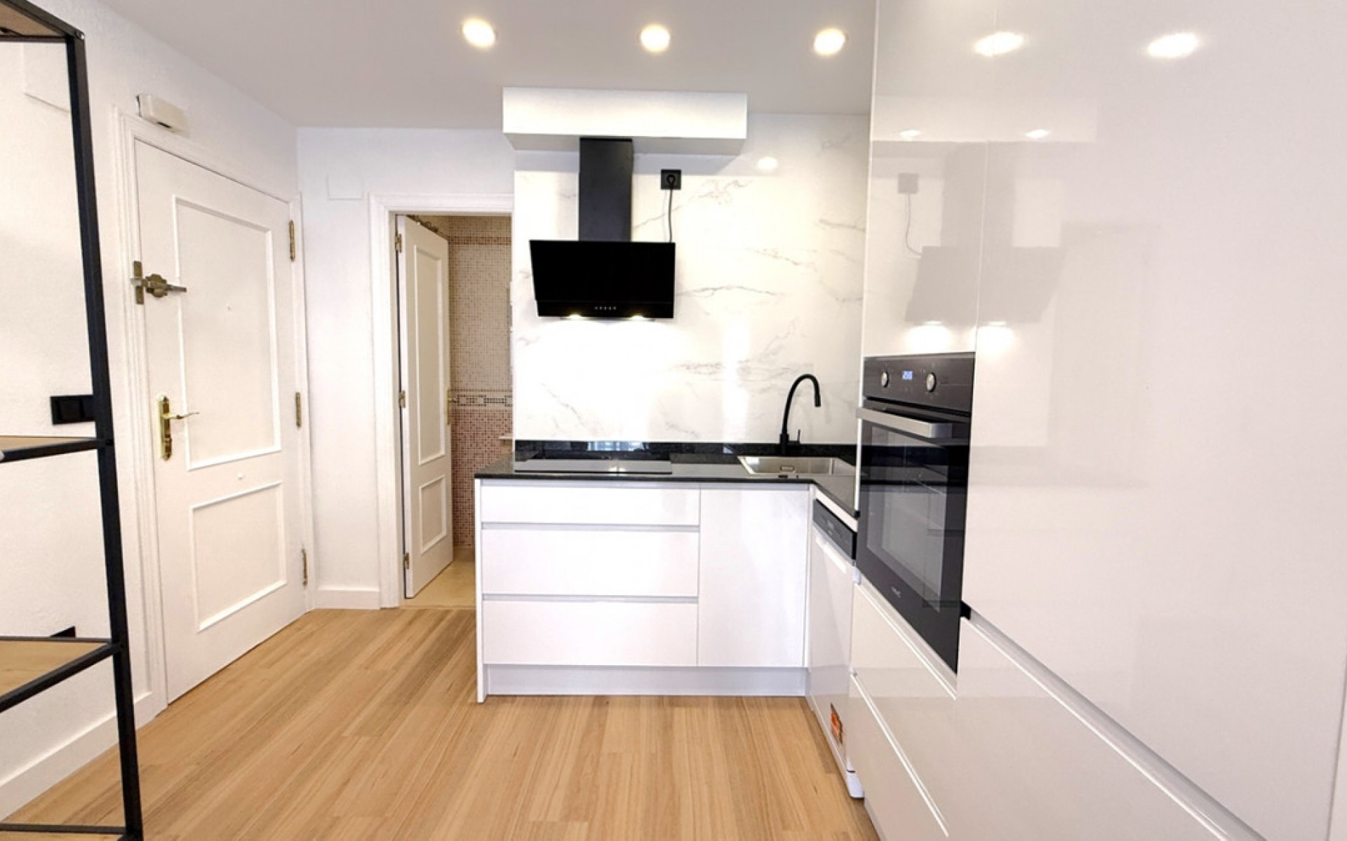 Resale - Appartement - Torrevieja - Torrevieja Centro