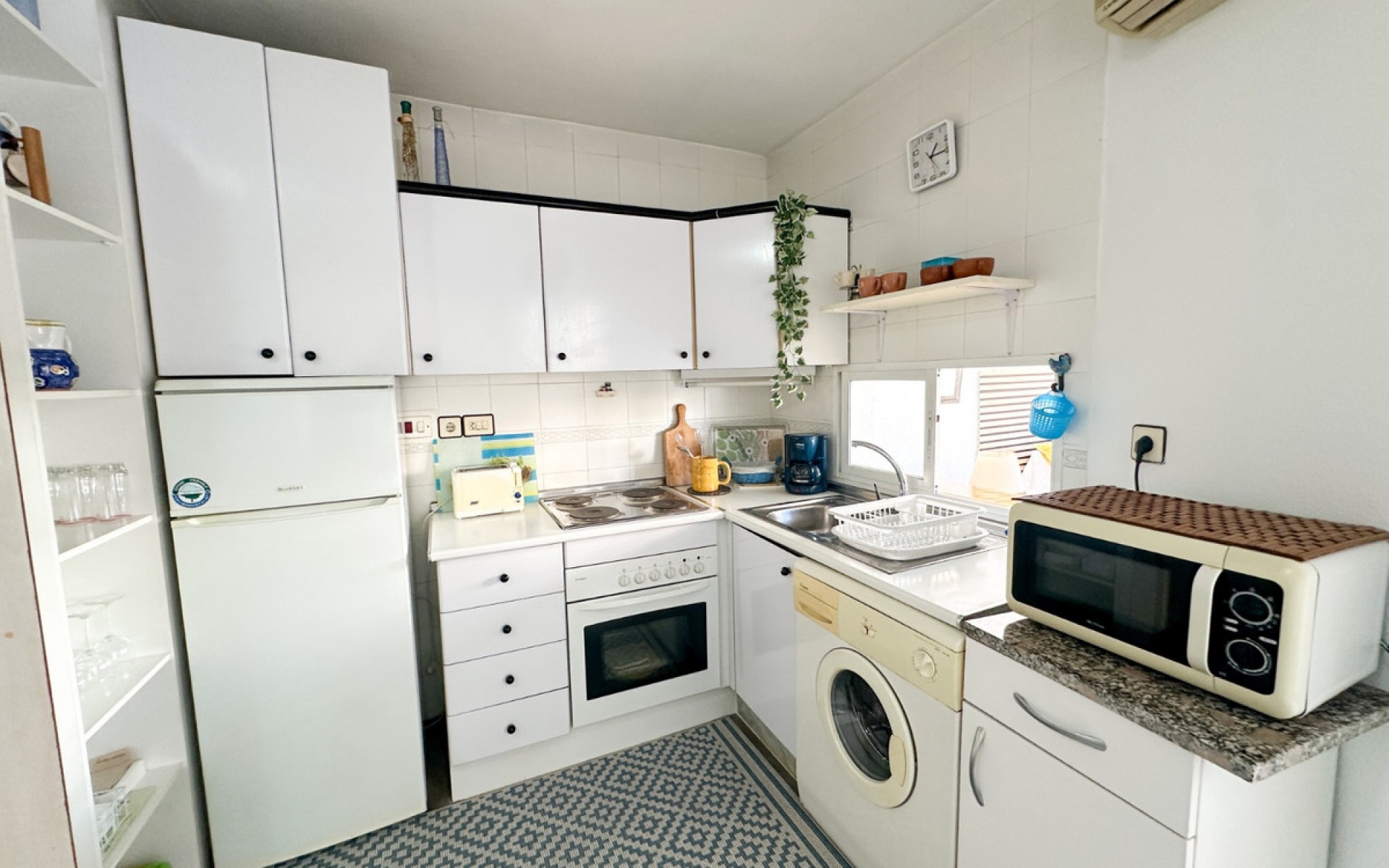 Resale - Appartement - Torrevieja - Torrevieja Centro