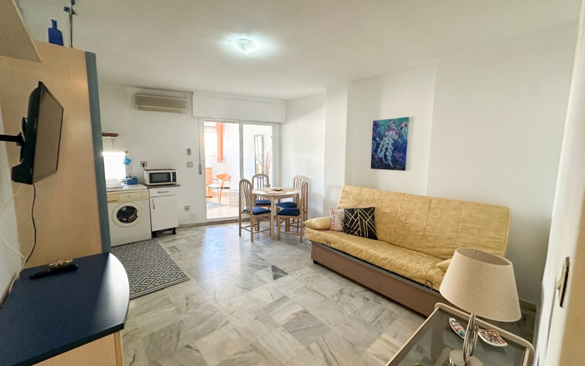 Resale - Appartement - Torrevieja - Torrevieja Centro