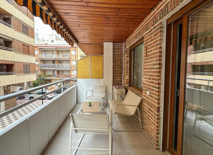 Resale - Appartement - Torrevieja - Torrevieja Centro