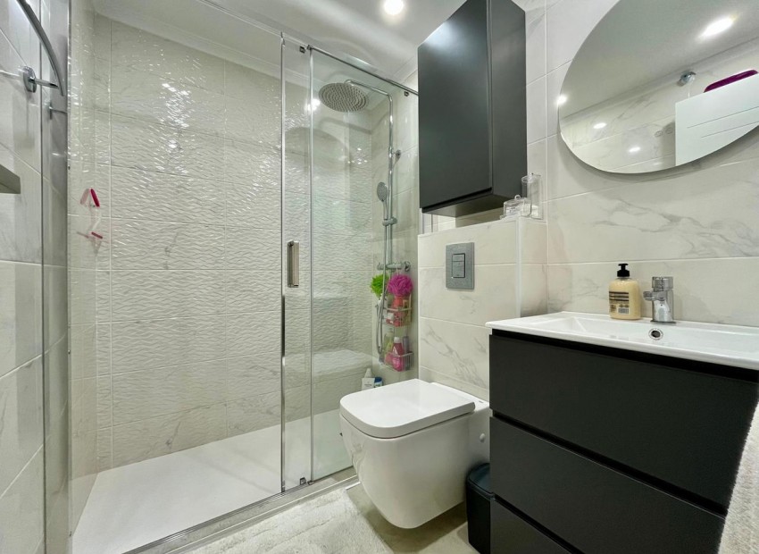 Resale - Appartement - Torrevieja - Torrevieja Centro
