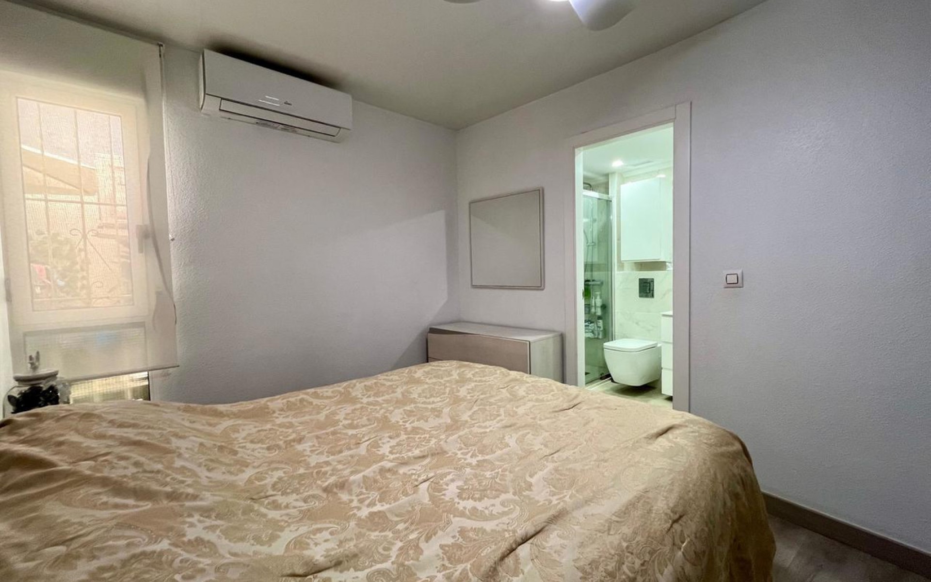 Resale - Appartement - Torrevieja - Torrevieja Centro