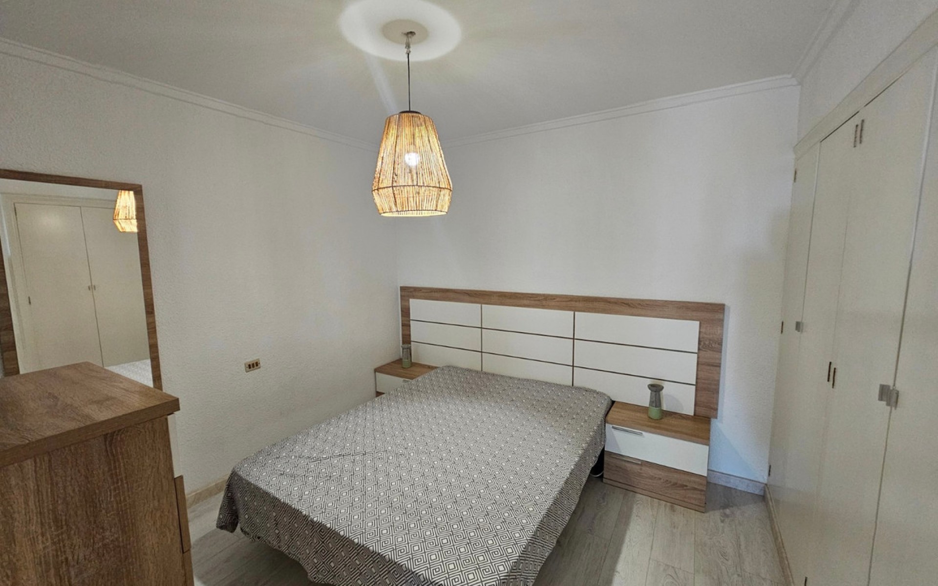 Resale - Appartement - Torrevieja - Torrevieja Centro