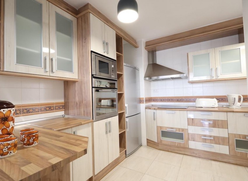 Resale - Appartement - Torrevieja - Torrevieja Centro