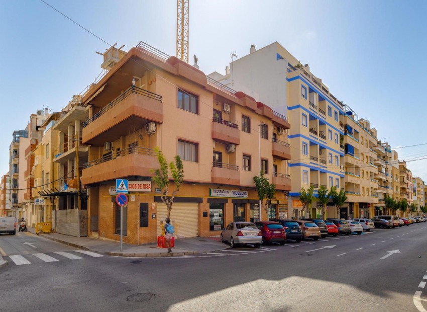 Resale - Appartement - Torrevieja - Torrevieja Centro
