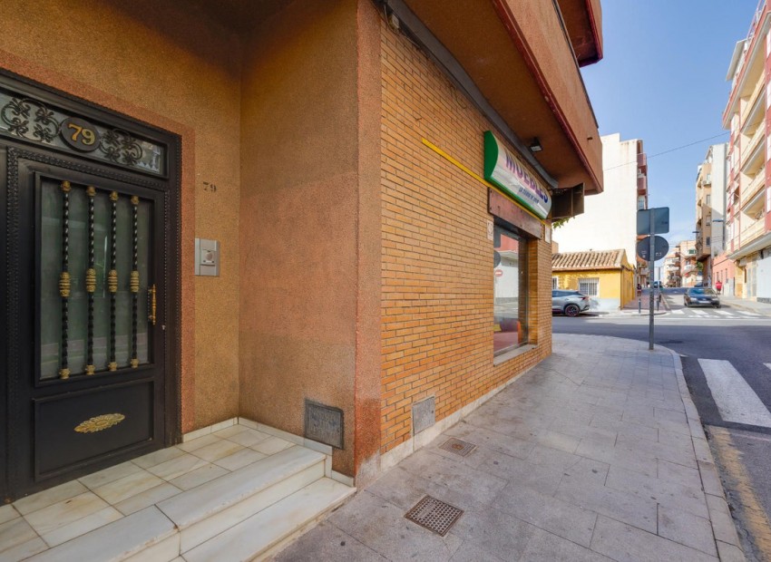 Resale - Appartement - Torrevieja - Torrevieja Centro