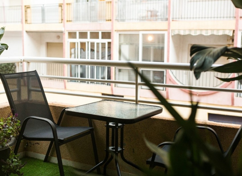 Resale - Appartement - Torrevieja - Torrevieja Centro