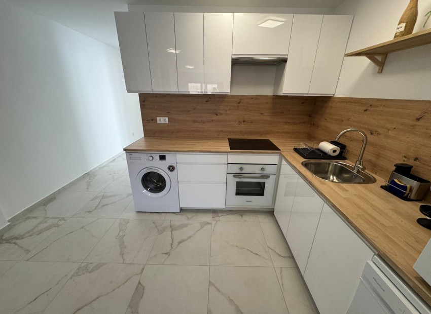 Resale - Appartement - Torrevieja - Torrevieja Centro
