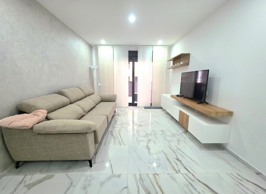 Resale - Appartement - Torrevieja - Torrevieja Centro