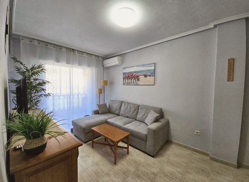 Resale - Appartement - Torrevieja - Torrevieja Centro