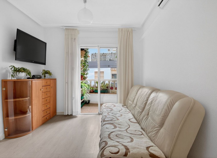 Resale - Appartement - Torrevieja - Torrevieja Centro