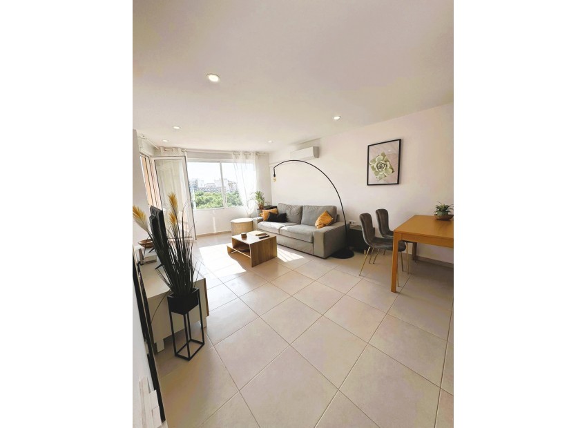 Resale - Appartement - Torrevieja - Torrevieja Centro