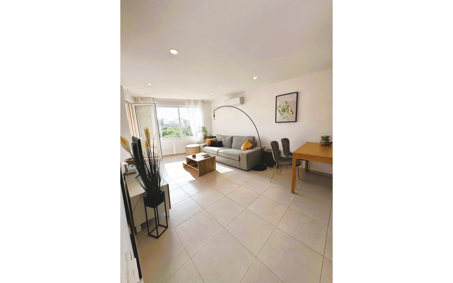 Resale - Appartement - Torrevieja - Torrevieja Centro