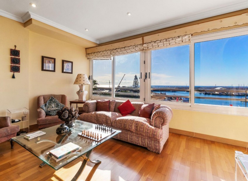 Resale - Appartement - Torrevieja - Torrevieja Centro