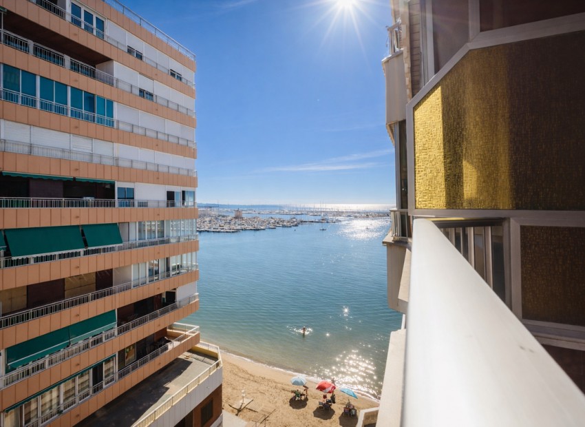 Resale - Appartement - Torrevieja - Torrevieja Centro