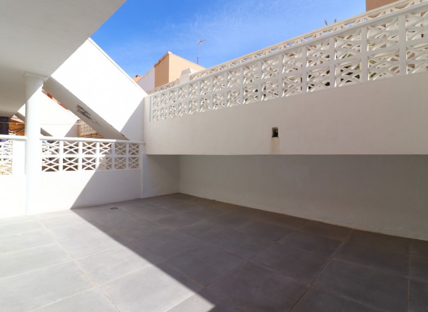 Resale - Appartement - Torrevieja - Torrevieja Centro