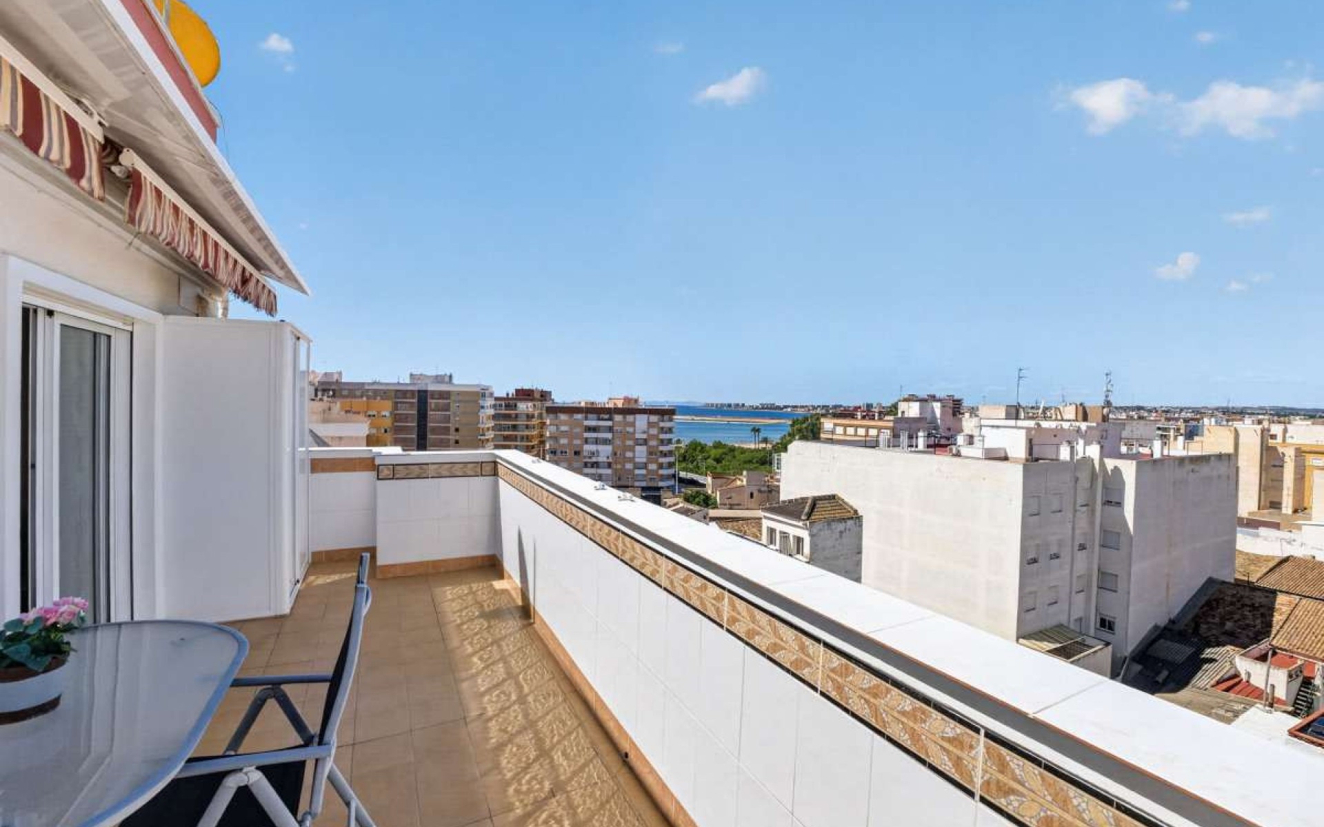 Resale - Appartement - Torrevieja - Torrevieja Centro