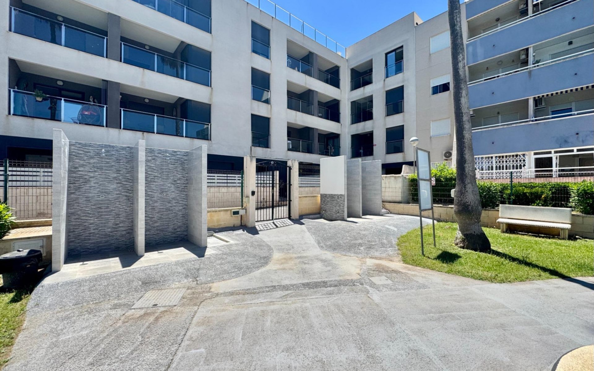Resale - Appartement - Torrevieja - Torrevieja Centro