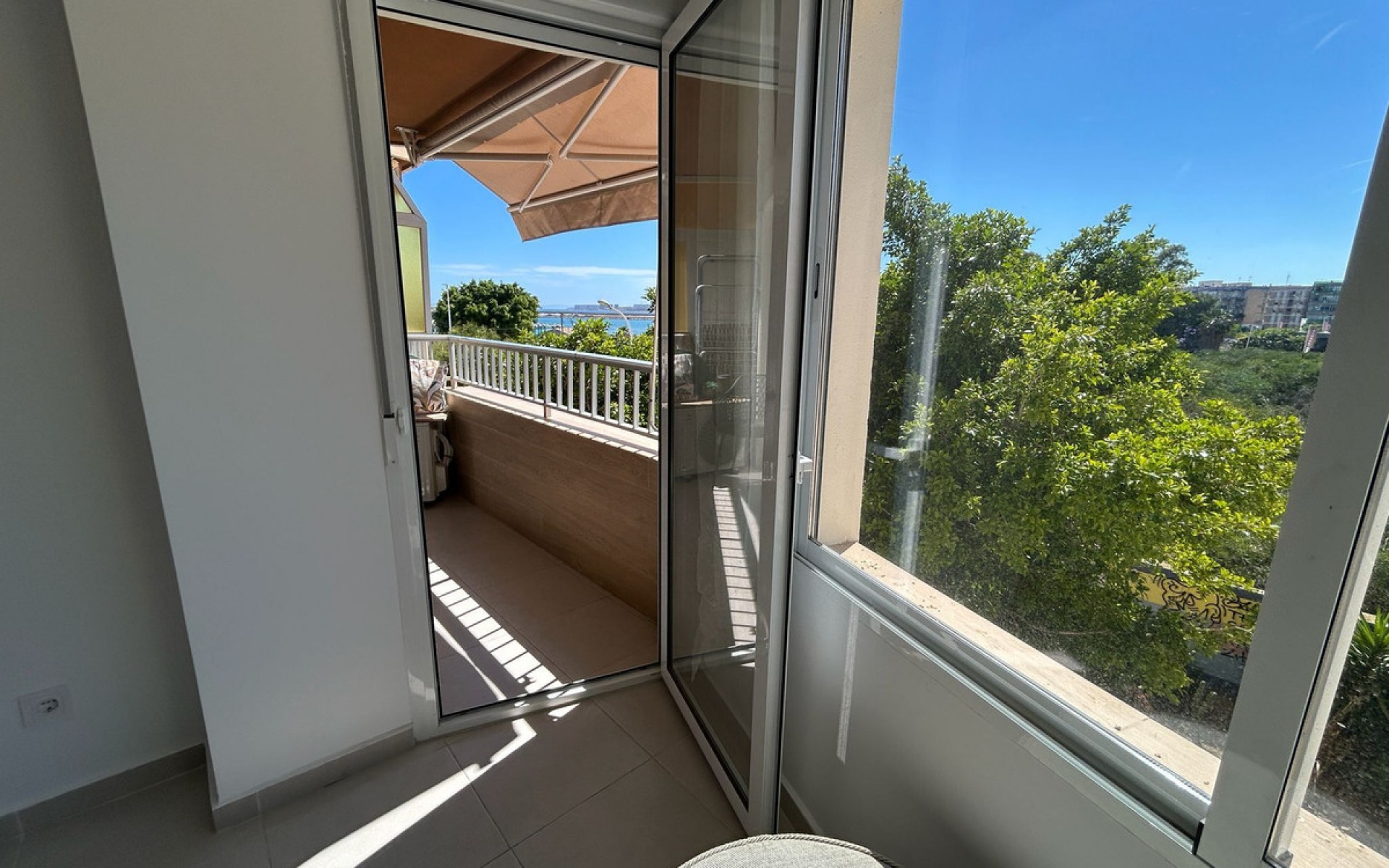 Resale - Appartement - Torrevieja - Torrevieja Centro