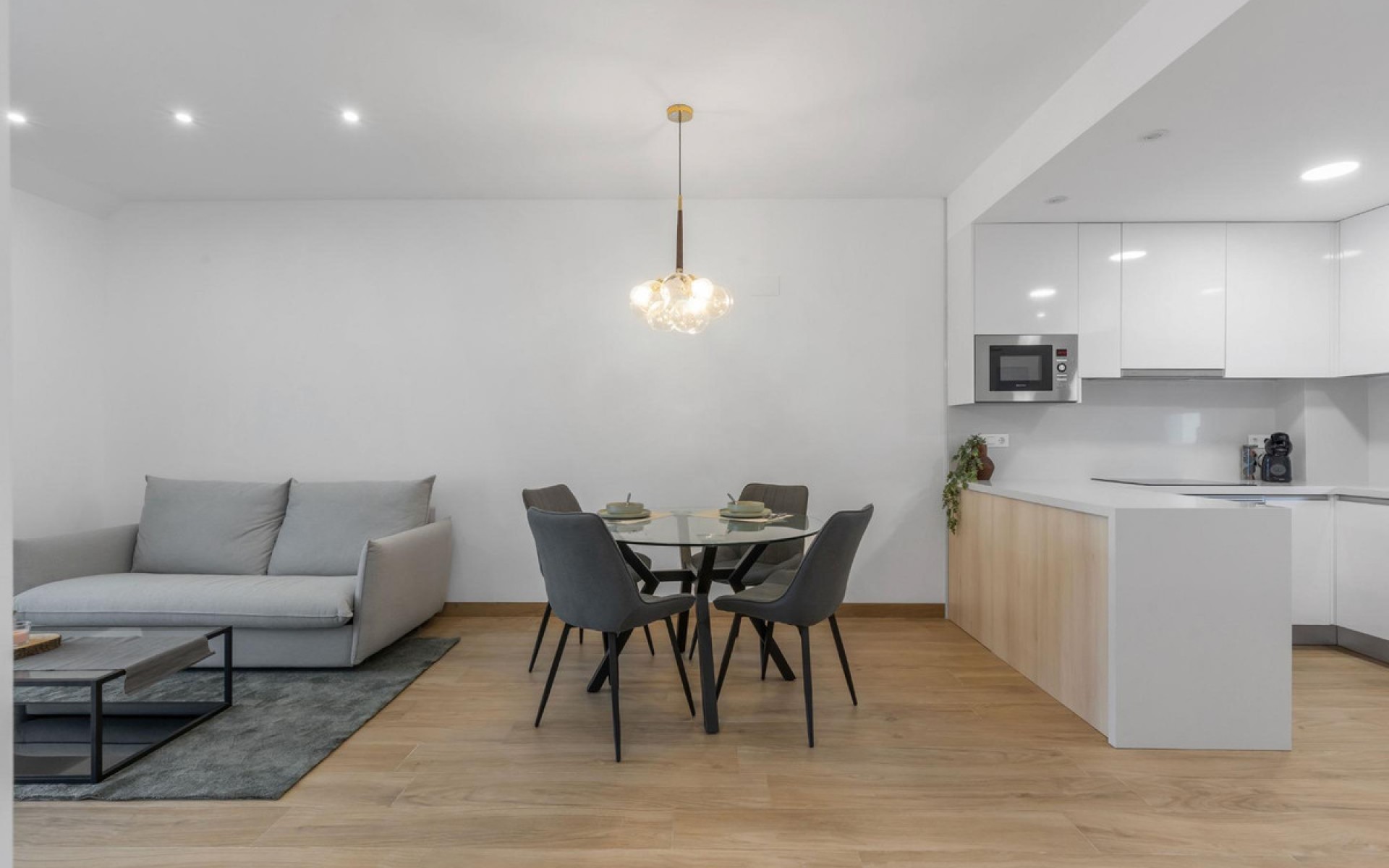 Resale - Appartement - Torrevieja - Torrevieja Centro
