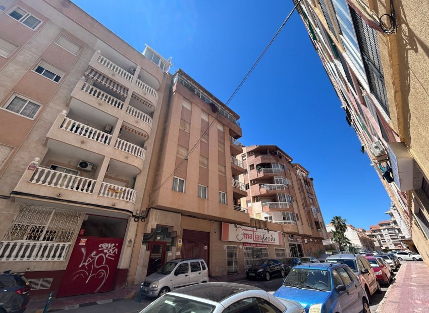 Resale - Appartement - Torrevieja - Torrevieja Centro