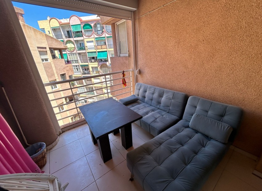 Resale - Appartement - Torrevieja - Torrevieja Centro