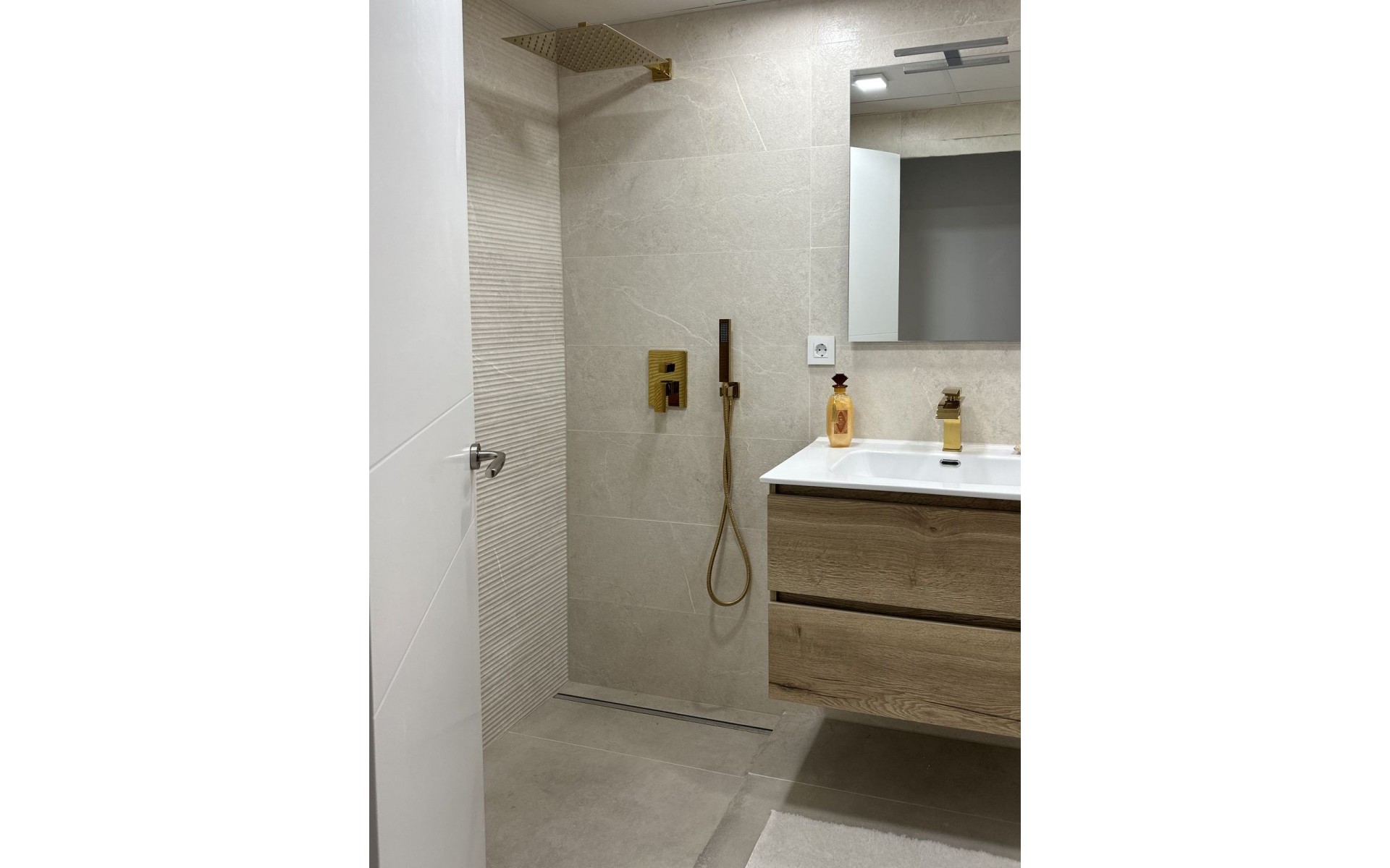 Resale - Appartement - Torrevieja - Torrevieja Centro