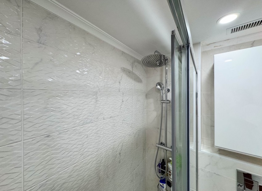 Resale - Appartement - Torrevieja - Torrevieja Centro