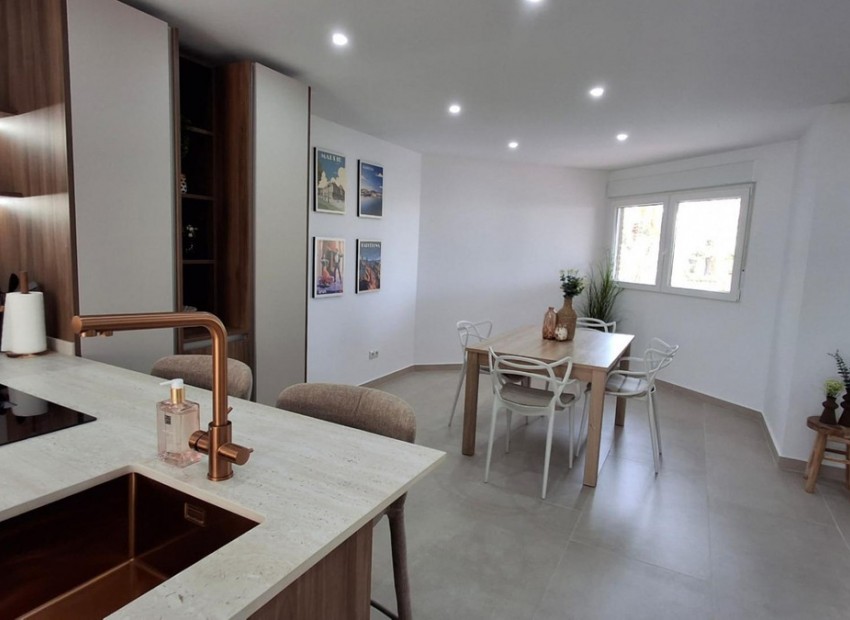 Resale - Appartement - Torrevieja - Torrevieja Centro