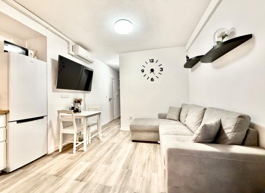 Resale - Appartement - Torrevieja - Torrevieja Centro