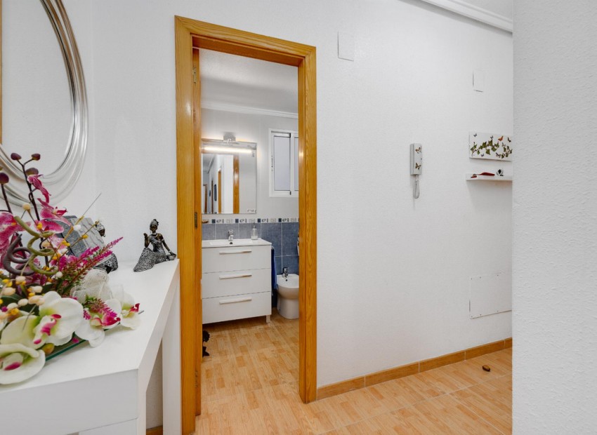 Resale - Appartement - Torrevieja - Torrevieja Centro