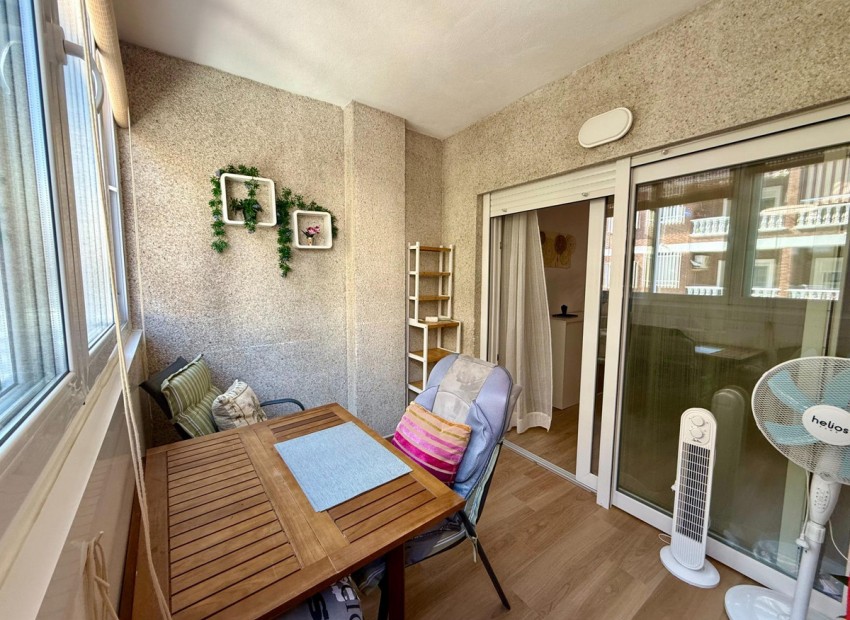 Resale - Appartement - Torrevieja - Torrevieja Centro