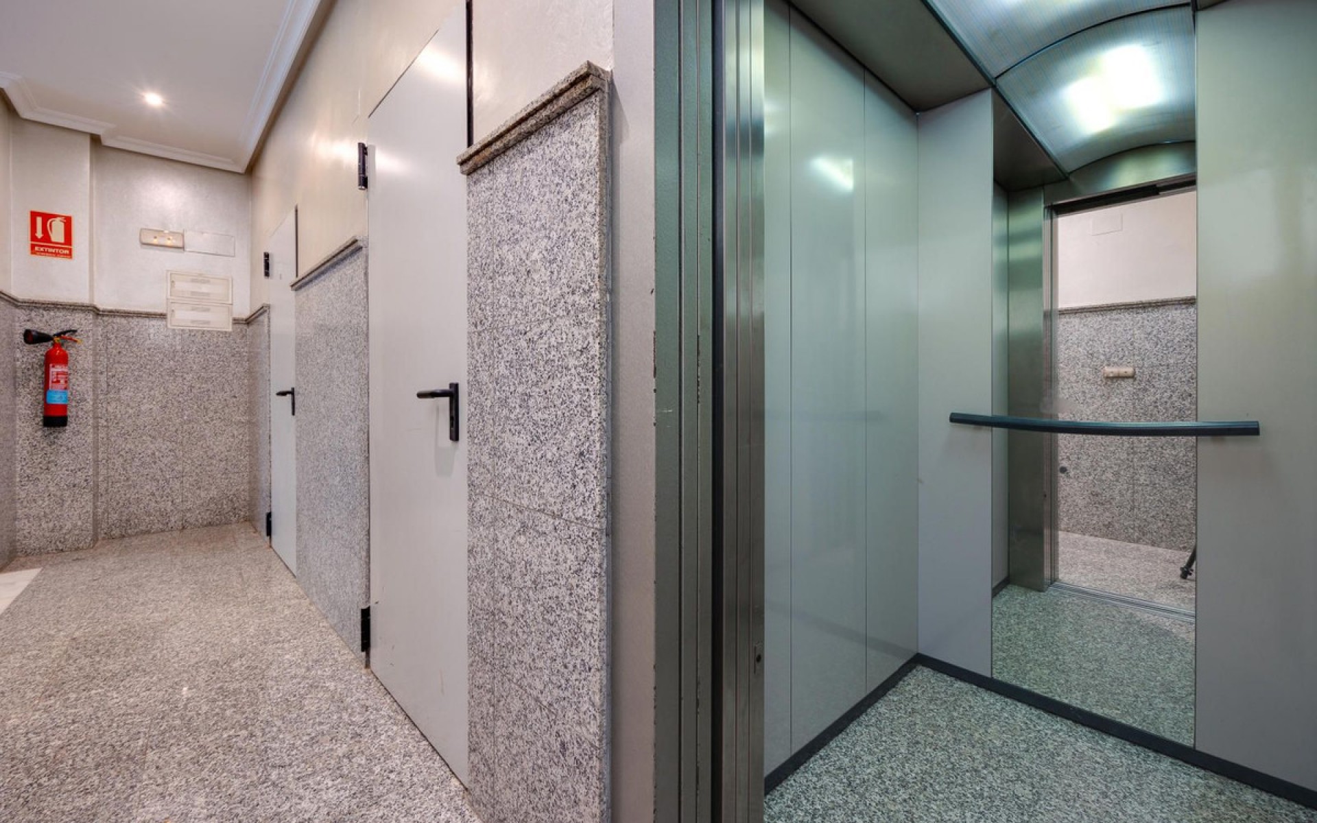 Resale - Appartement - Torrevieja - Torrevieja Centro
