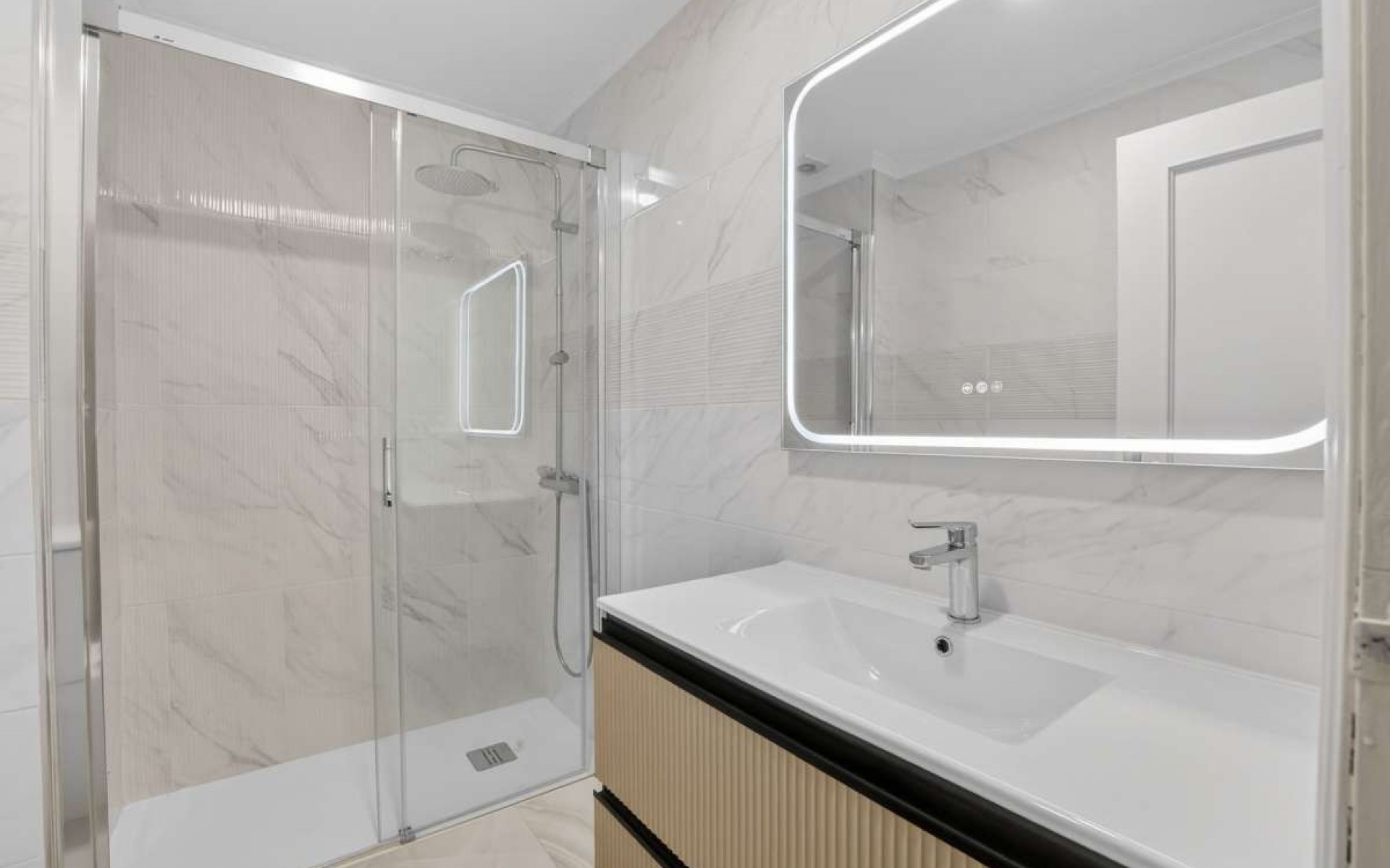 Resale - Appartement - Torrevieja - Torrevieja Centro