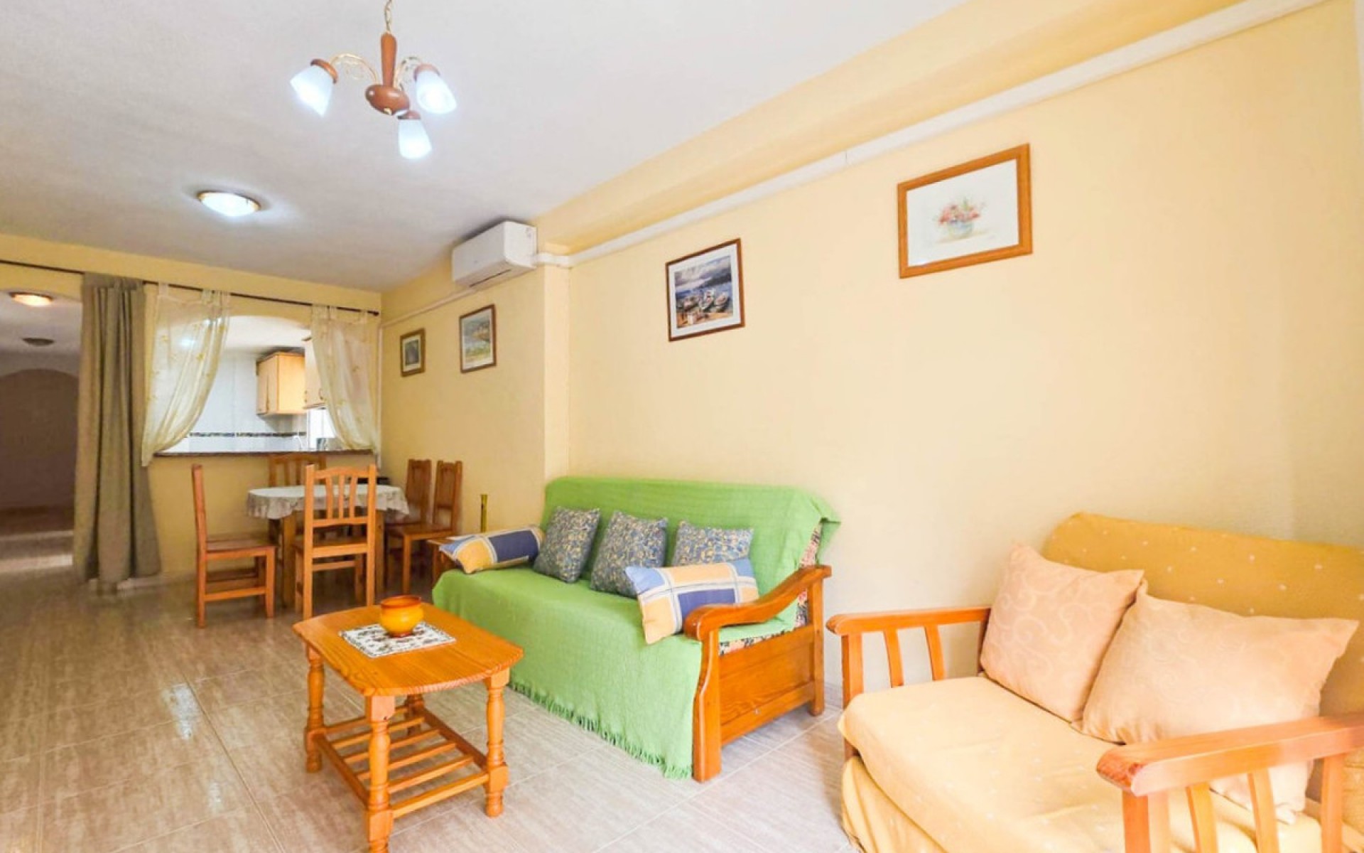 Resale - Appartement - Torrevieja - Torrevieja Centro