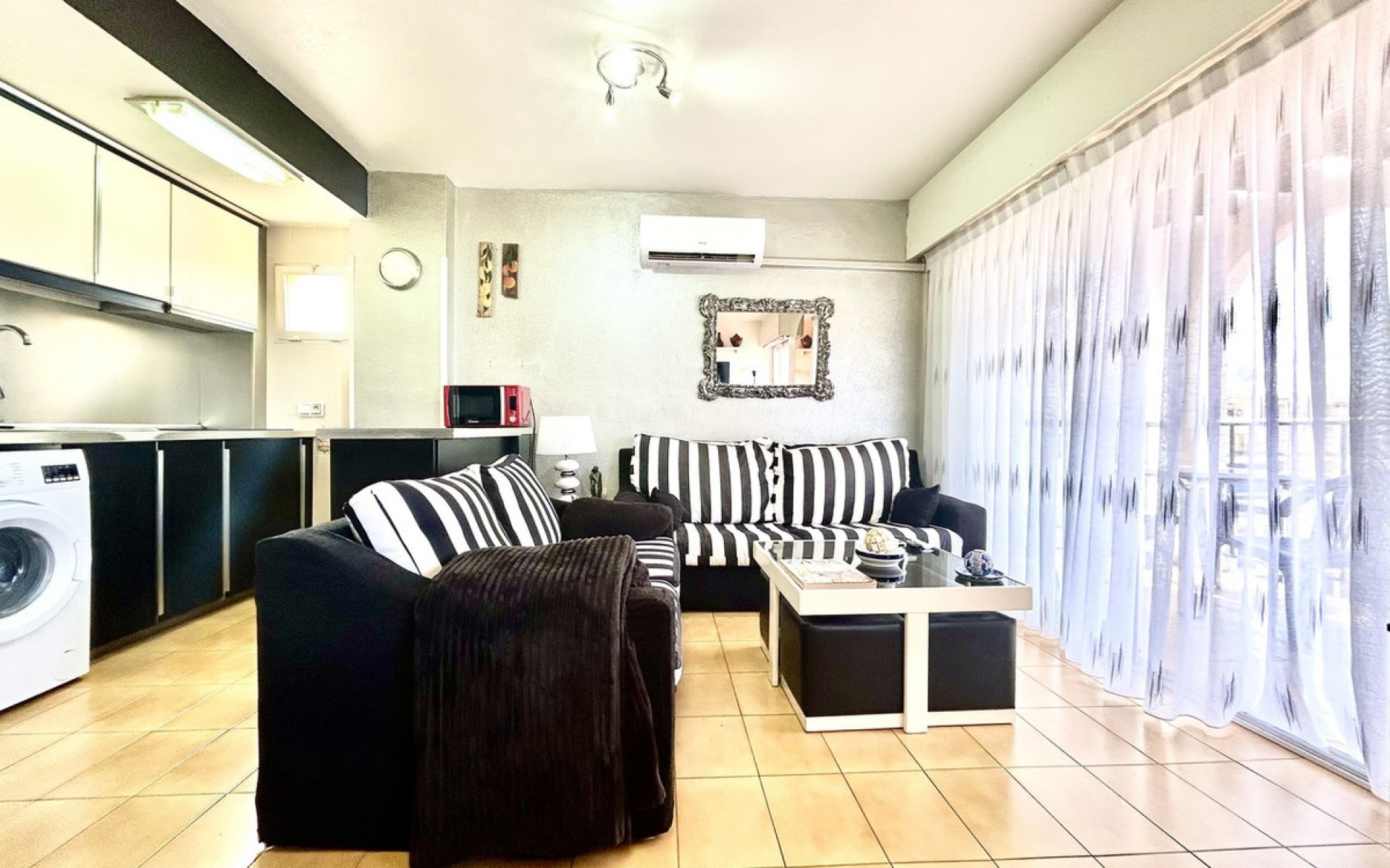 Resale - Appartement - Torrevieja - Torrevieja Centro
