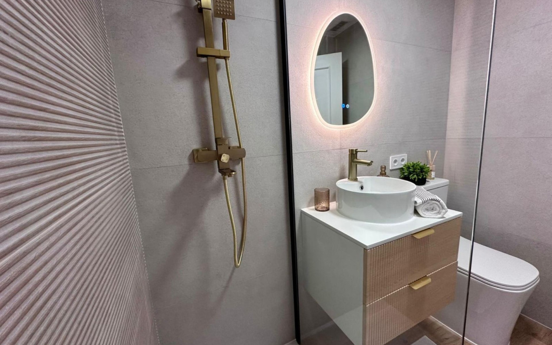 Resale - Appartement - Torrevieja - Torrevieja Centro
