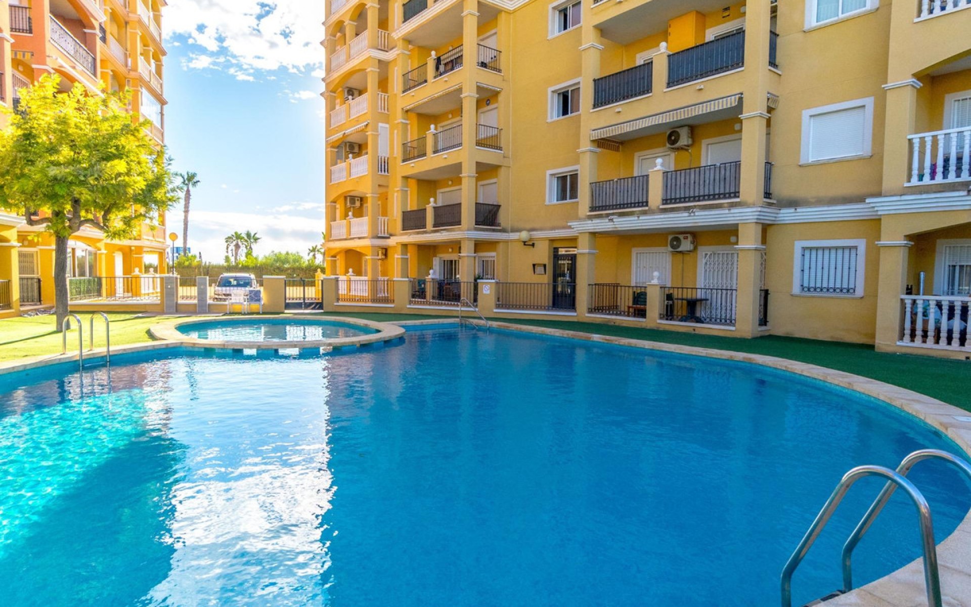 Resale - Appartement - Torrevieja - Torrevieja Centro