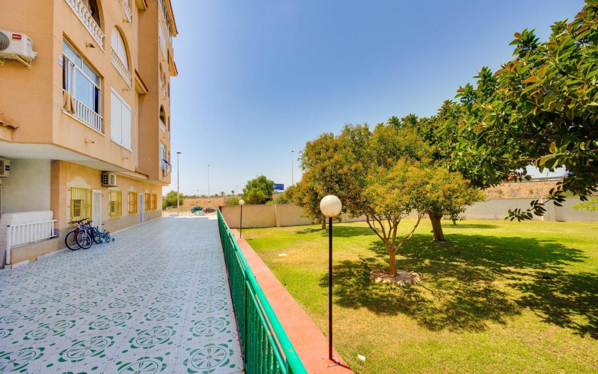 Resale - Appartement - Torrevieja - Torrevieja Centro