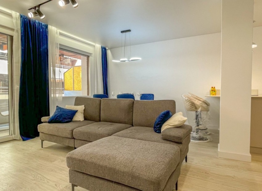 Resale - Appartement - Torrevieja - Torrevieja Centro
