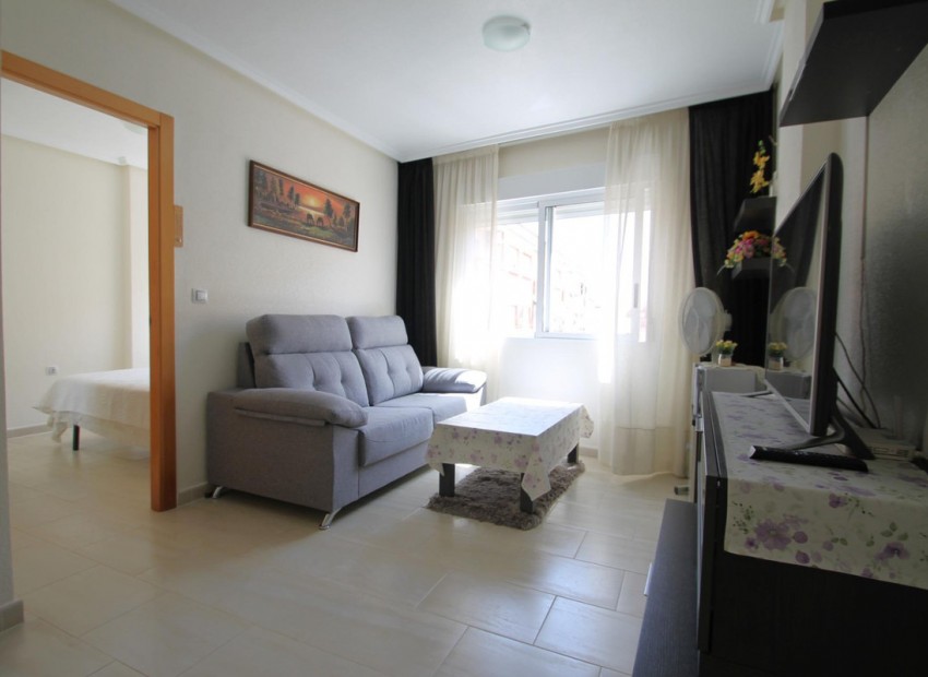 Resale - Appartement - Torrevieja - Torrevieja Centro