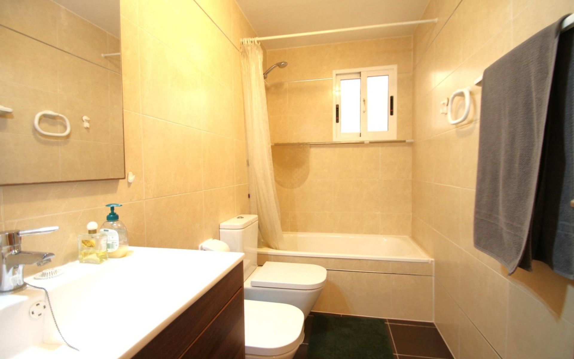 Resale - Appartement - Torrevieja - Torrevieja Centro